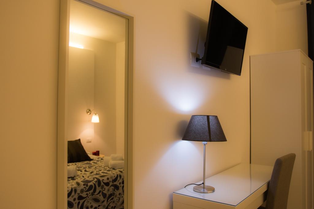 De Guestibus Hotell Rom Exteriör bild